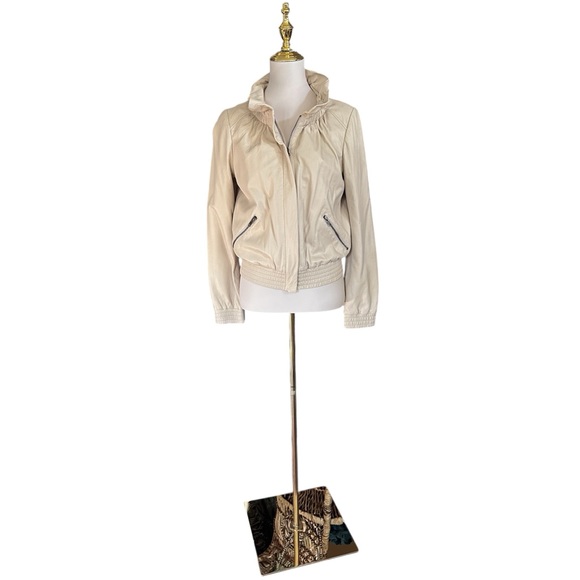 Hinge Lambskin Leather Ruffle Collar Designed in Seattle Jacket Ecru Cream - Picture 4 of 14